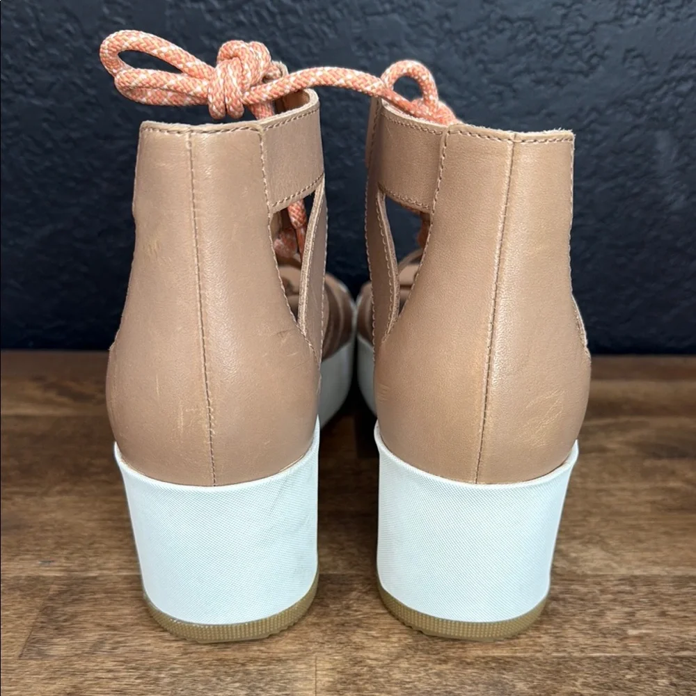 Sorel Women's Tan and Pink Wedge Sandals Size 8.5 - Picture 3 of 10